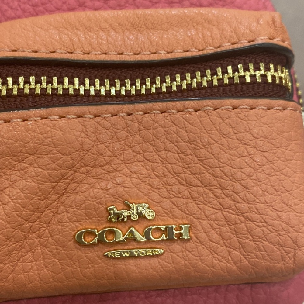 Authentic Coach Backpack Coin purse - Picture 7 of 13